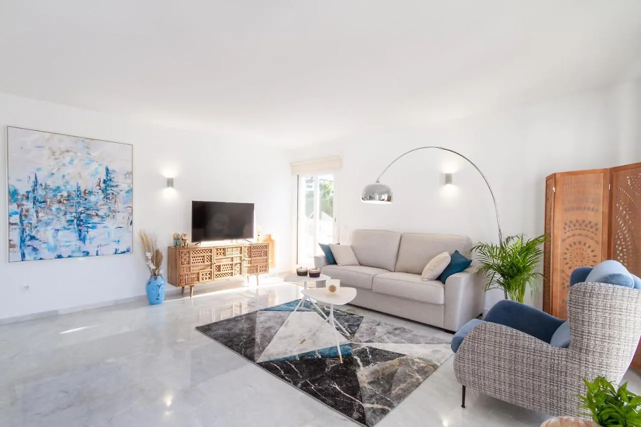 Marbella Banus Suites - Lis Banus Suite Apartment
