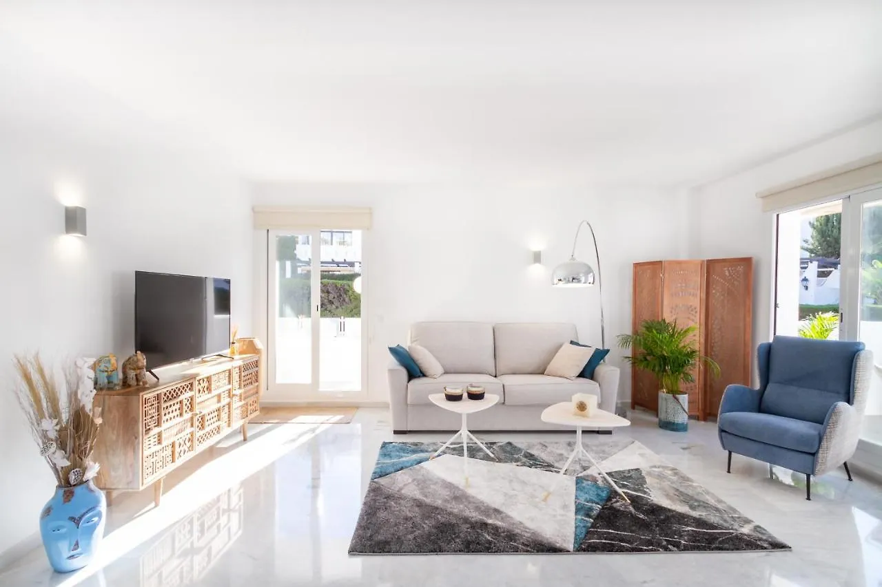 Marbella Banus Suites - Lis Banus Suite Apartment